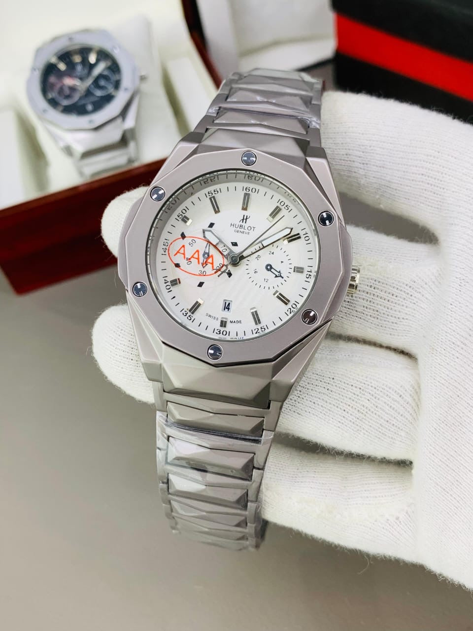 Modern Stainless Steel Wrist Watch for Men