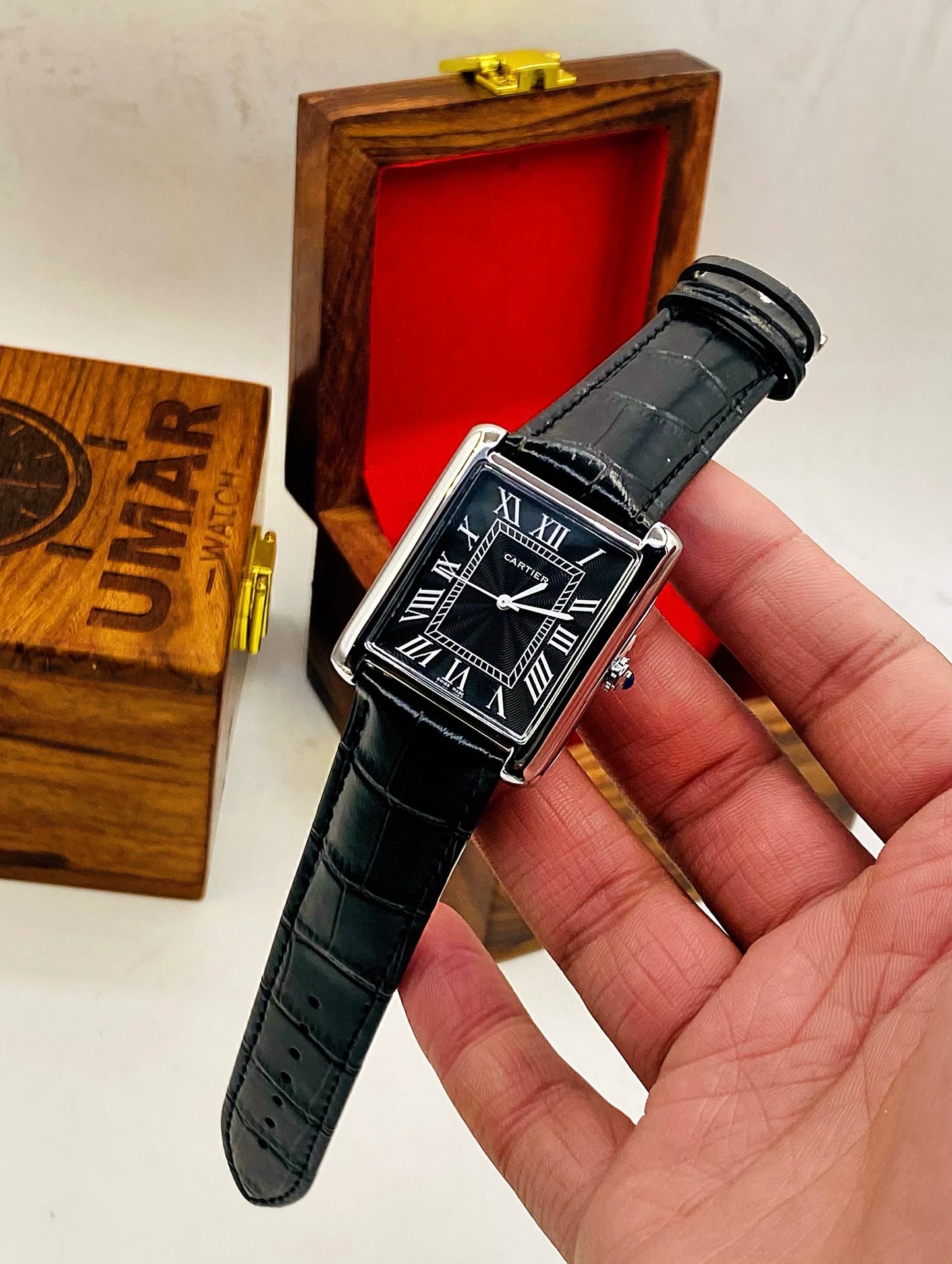 Classic Rectangular Roman Dial Luxury Leather Strap Watch