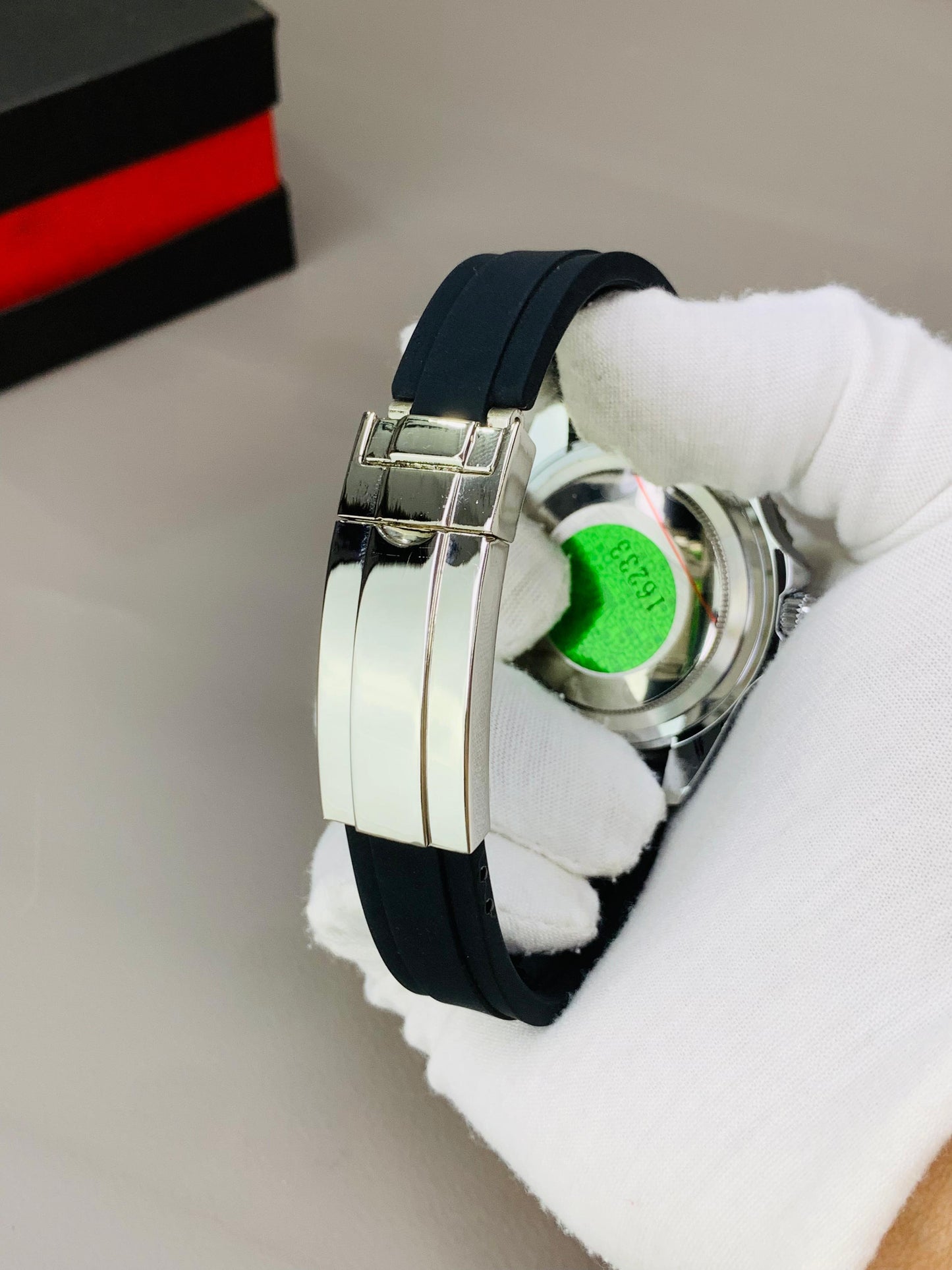 Premium Stainless Steel Analog Wristwatch